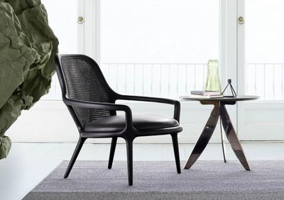 Black design armchair Patti