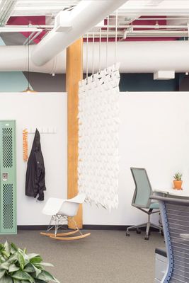 Facet hanging room divider 204 x 187cm in White