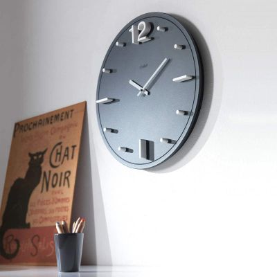 Oredodici Wall Clock
