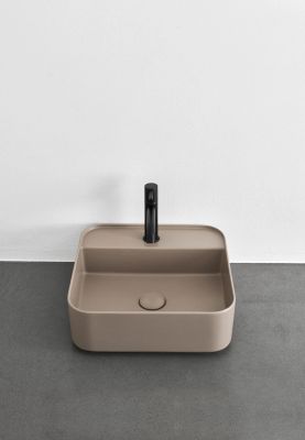 Shui Comfort square washbasin 45, with one hole 44x43