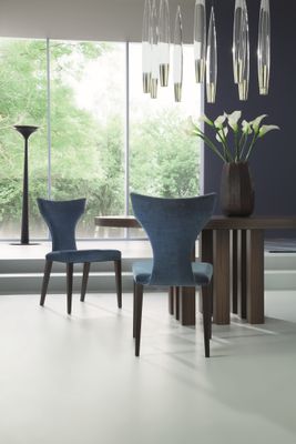 Madame - side chair