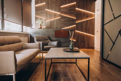 Serie effetti speciali su alluminio. - Decoral Group
