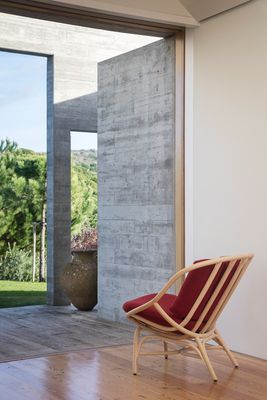 Armadillo armchair | Indoor Furniture
