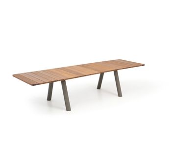Panigiri table