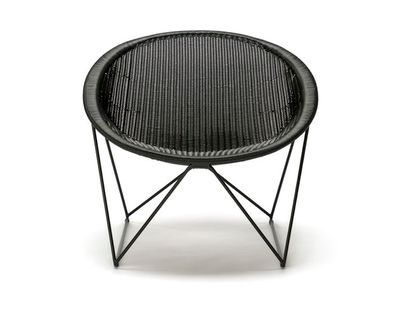 C317 outdoor lounge chair by Yuzuru Yamakawa