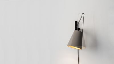 Mina Wall Lamp