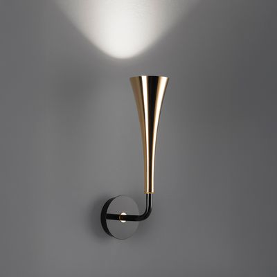Trumpet DeLux wall