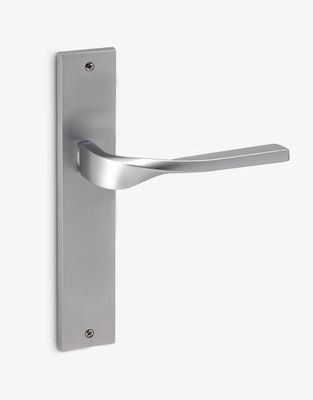 Juego de manillas con placa rectangular Pin