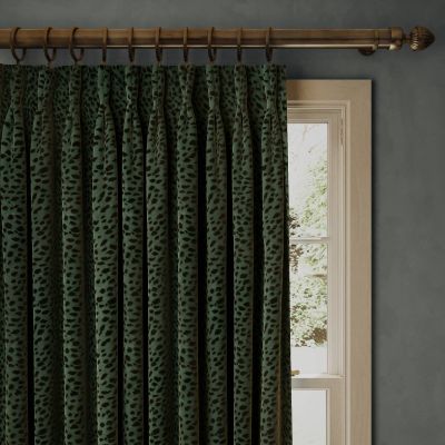 SAVANNA Velvet Curtain - Lobelia