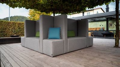 Cube S with soundproofing walls