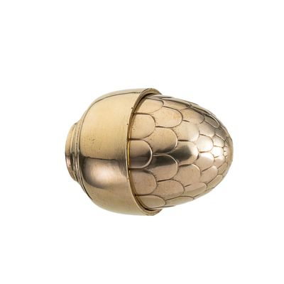 Flora Bee - brass curtain rod finials