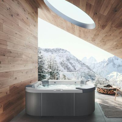 Delos: contemporary minimalist design with a wider rim