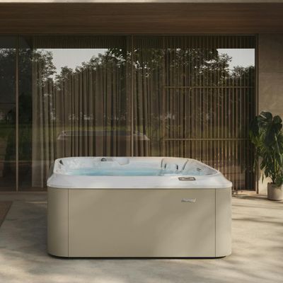 Omnia™: New Made in Italy Hot Tub