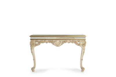 La Grande Dame console