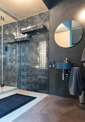 Round Wall Mount Sink: Cellule Washbasin