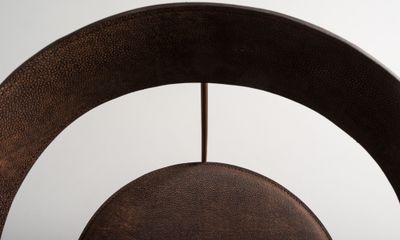 Parabolica chair