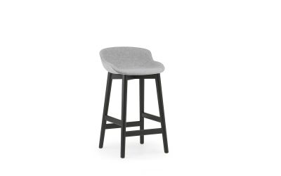 Hyg Barstool 65 cm full Upholstery black Oak Ultra Leather
