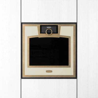 60 cm built-in oven with pyrolytic self-cleaning