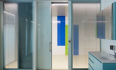 Antibacterial glass