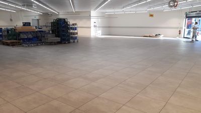 GETRÄNKE HOFFMANN - RETAIL SPACE