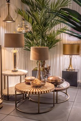 Collec(t)able - FPA 509-Collec(t)able round side table
