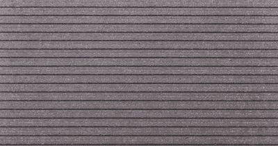 Hinterlüftete Fassade mit GFRC - groove, merlot