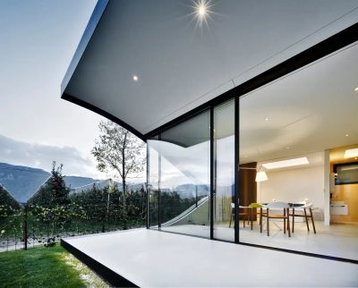 Sky-Frame Slope