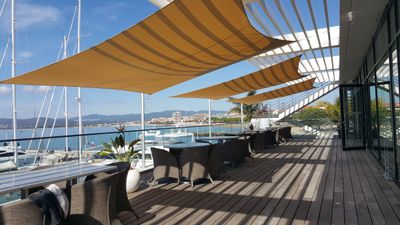 Adjustable Ingenua shade sail