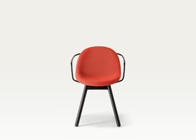 ODILE CHAIR WITH ARMS 018 SB