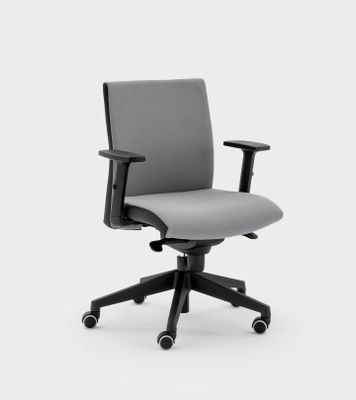 Padded task armchair - Viganò & C.