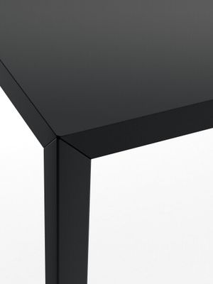 Thin Table Kanvas Chair