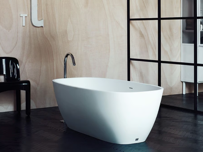 NORMAL - Freestanding oval Cristalplant® bathtub _ Agape