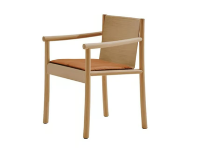 KATA - Wooden chair with armrests _ Arper