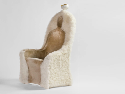 INVISIBLE PERSONAGE - Fur armchair with armrests high-back _ BD Barcelona Design