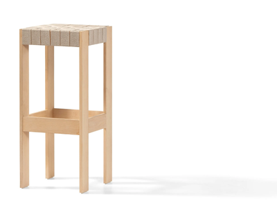 MOMANG - High solid wood stool with footrest _ Blå Station