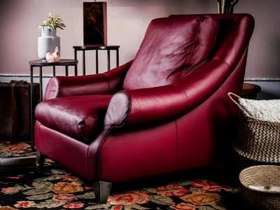 MIRANDA - Leather armchair with removable cover with armrests _ Black Tie