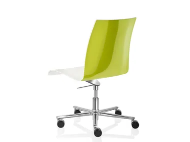 FINA - Plastic office chair with castors with 5-Spoke base _ Brunner