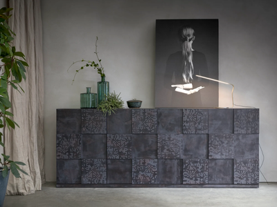 QUADRO - Sideboard with folding doors _ Capo d’Opera