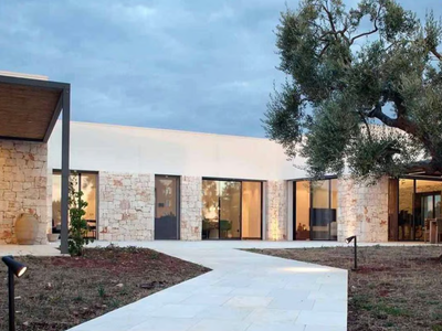 WOODEN-ALUMINUM SKYLINE SLIDING - Lift and slide aluminium and wood patio door