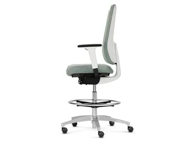 INDEED WHITE - Swivel height-adjustable fabric office chair with 5-Spoke base _ Dauphin