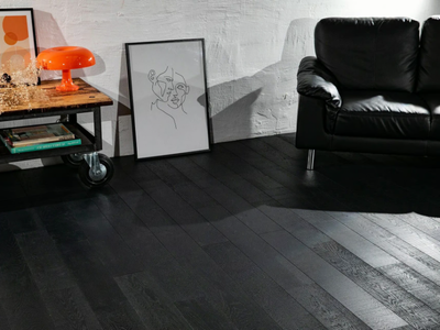 SCIE NOIR - Floating brushed wooden parquet _ Décoplus Parquets