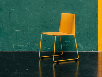 EMA - Stackable sled base chair _ ENEA