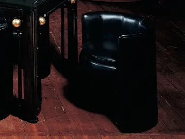 LEONARDO - Upholstered leather armchair with armrests _ formitalia luxury group