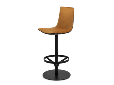 AMELIE COUNTER CHAIR - Swivel high fabric stool with footrest _ Freifrau