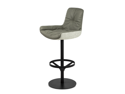 LEYA BAR ARMCHAIR LOW - Swivel barstool with armrests _ Freifrau