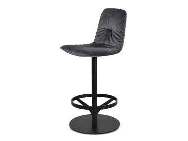 LEYA KITCHEN CHAIR - Swivel fabric kitchen stool with back _ Freifrau
