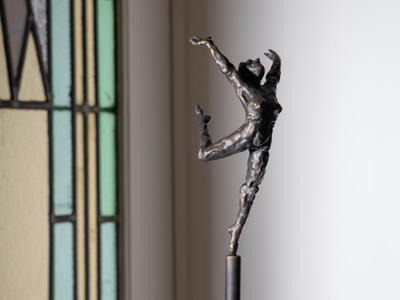 PERFORMANCE - Bronze sculpture _ Gardeco Objects
