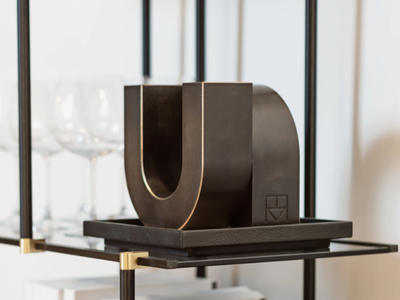 UNO BLACK - Bronze sculpture _ Gardeco Objects
