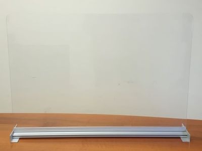 Transparent plexiglass partition - Plexiglass desktop barrier _ GES Group