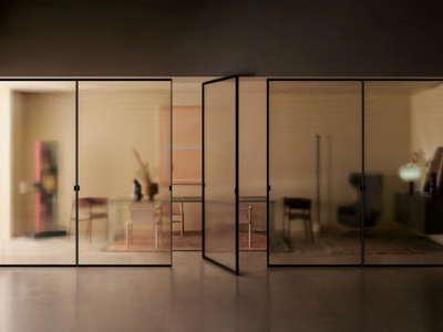 SHERAZADE SPIN - Pivot glass door _ Glas Italia